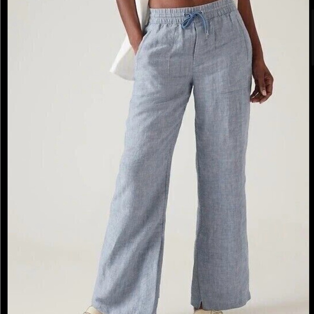Athleta Retreat mid-rise, wide leg Blue Linen pants. Excellent condition.